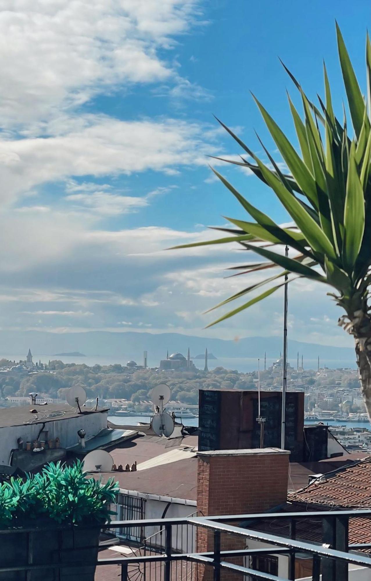 Misafir Suites 8 Provincia di Istanbul Esterno foto
